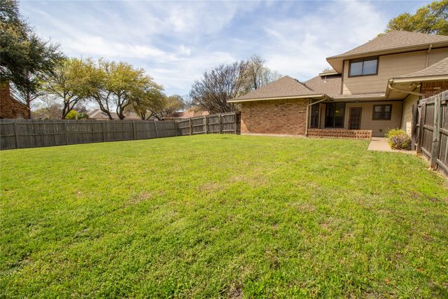 1602 Camelot Lane, Rowlett, TX 75088