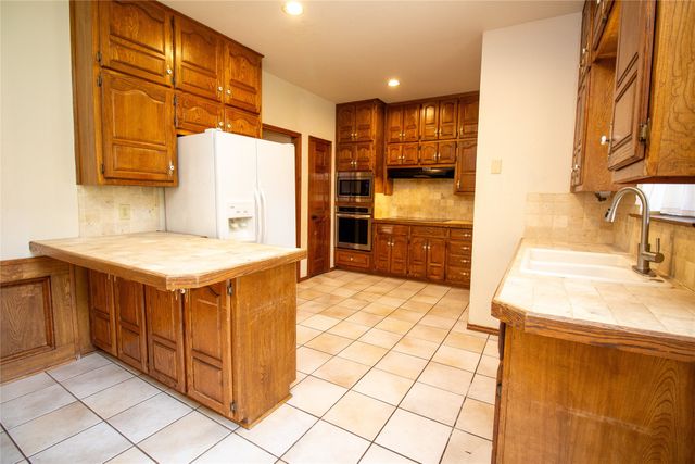 1602 Camelot Lane, Rowlett, TX 75088