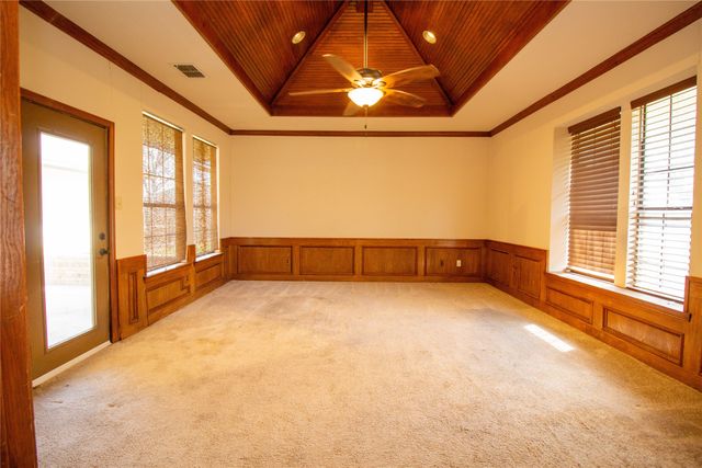 1602 Camelot Lane, Rowlett, TX 75088