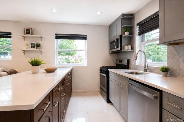 2686 E 12th Street, Brooklyn, NY 11235