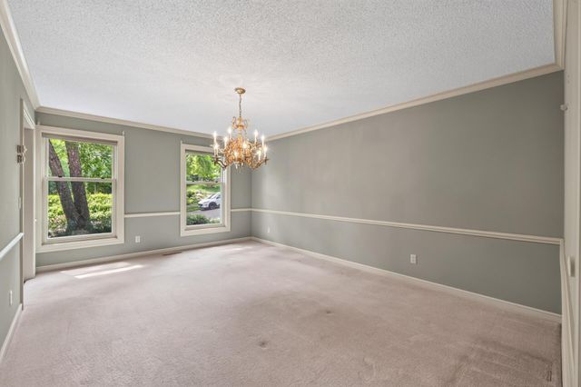 18401 Beaverwood Hill, Minnetonka, MN 55345