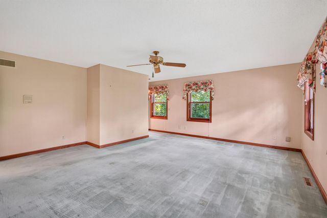18401 Beaverwood Hill, Minnetonka, MN 55345