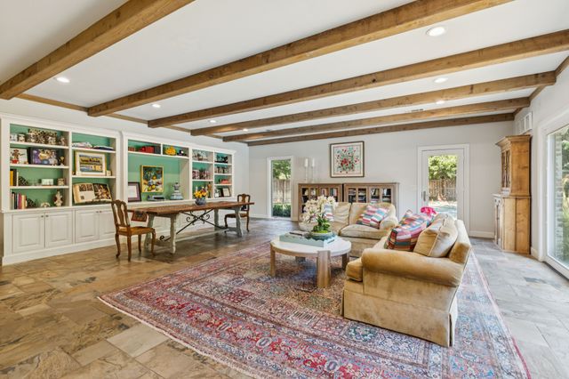 5629 Yolanda Circle, Dallas, TX 75229