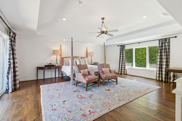 5629 Yolanda Circle, Dallas, TX 75229