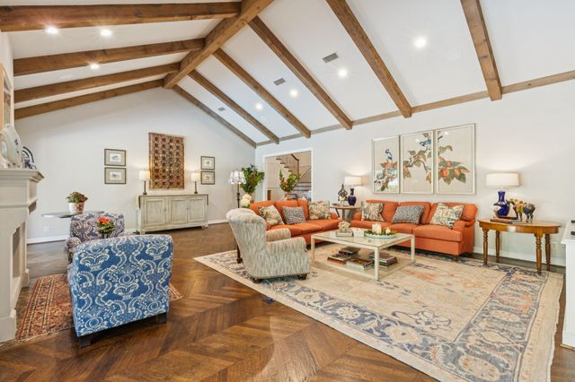 5629 Yolanda Circle, Dallas, TX 75229