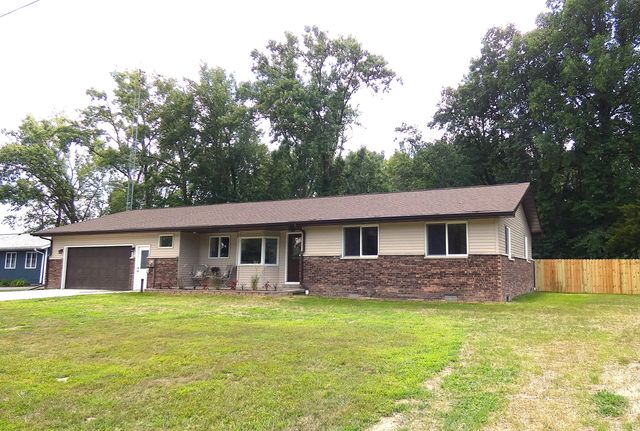 5480 Newton Avenue, Coloma, MI 49038