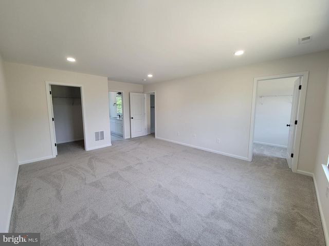103 HEATHERWOOD DR, Vineland, NJ 08360