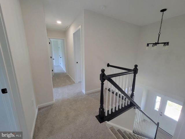 103 HEATHERWOOD DR, Vineland, NJ 08360