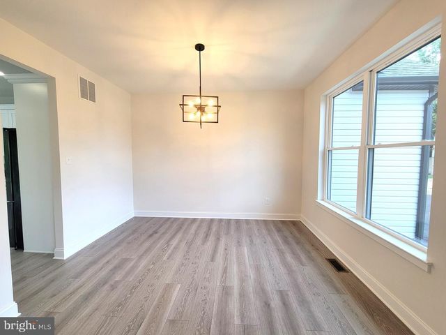 103 HEATHERWOOD DR, Vineland, NJ 08360