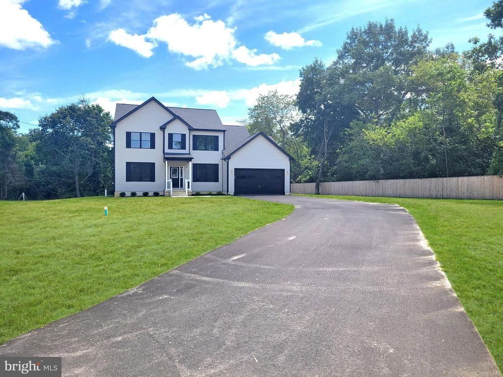 103 HEATHERWOOD DR, Vineland, NJ 08360