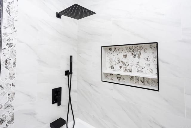 5627 Yerba Anita, San Diego, CA 92115