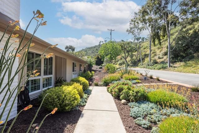 5627 Yerba Anita, San Diego, CA 92115