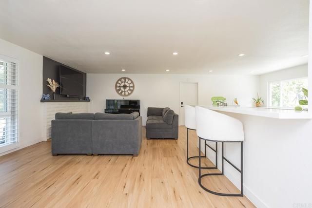 5627 Yerba Anita, San Diego, CA 92115