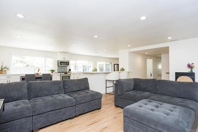 5627 Yerba Anita, San Diego, CA 92115