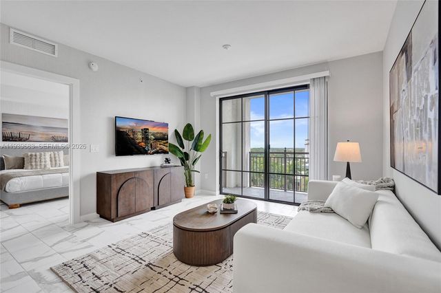 101 E Camino Real 830, Boca Raton, FL 33432