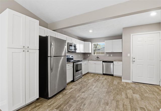 3424 Balboa Circle 48, Montgomery, TX 77356