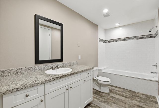 3424 Balboa Circle 48, Montgomery, TX 77356