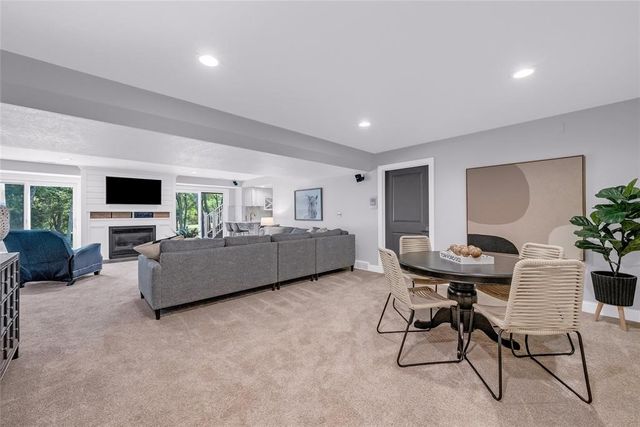 2505 NE 97th. Place, Ankeny, IA 50021