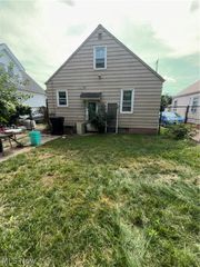 19507 Muskoka Avenue, Euclid, OH 44119