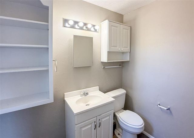 817 S Kelly Street, Edmond, OK 73003