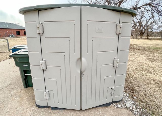 817 S Kelly Street, Edmond, OK 73003