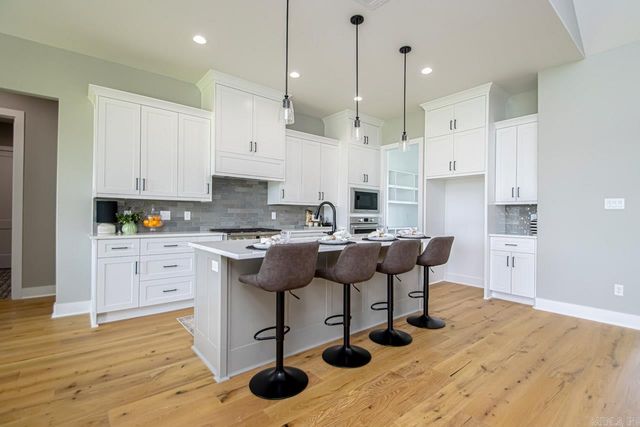 4917 Lake Vista Drive, Benton, AR 72019