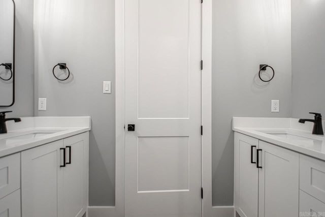 4917 Lake Vista Drive, Benton, AR 72019