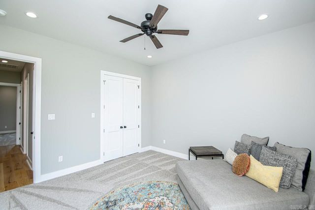 4917 Lake Vista Drive, Benton, AR 72019