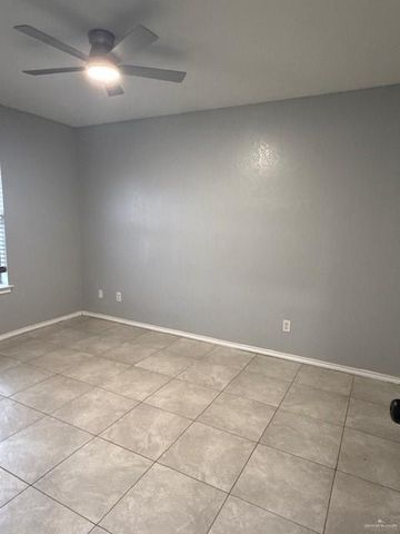 2924 N Brenda N Street, Edinburg, TX 78541