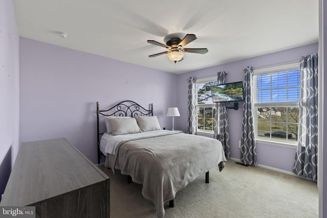 108 DANTON LN, Mullica Hill, NJ 08062