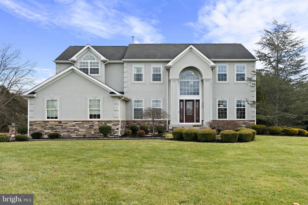 108 DANTON LN, Mullica Hill, NJ 08062