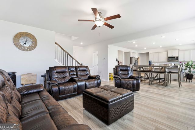 2000 Carolyn Dixon Way, Fayetteville, GA 30214