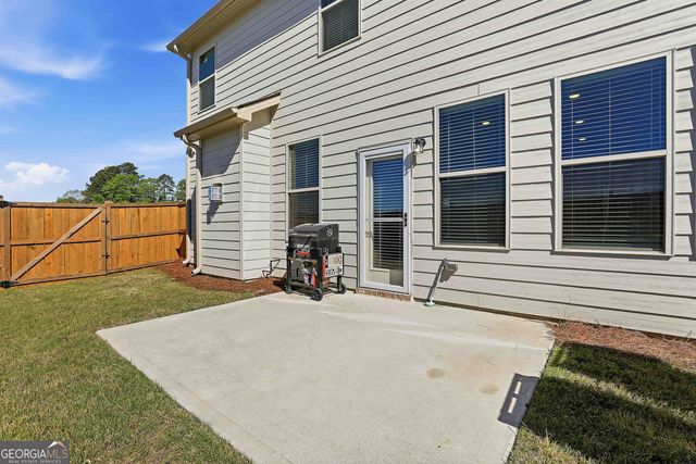 2000 Carolyn Dixon Way, Fayetteville, GA 30214