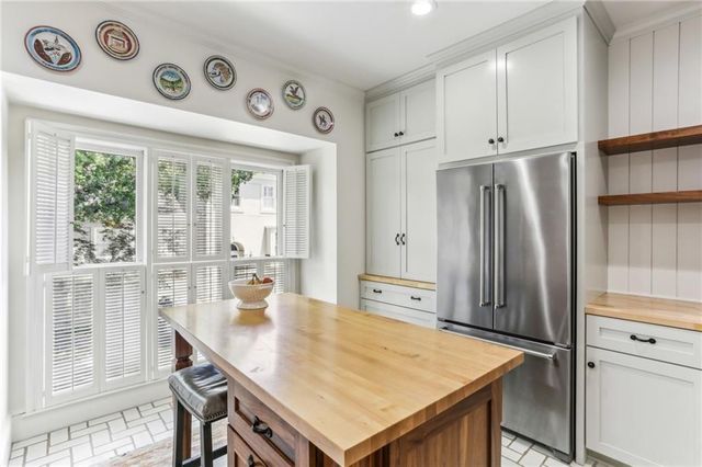 2466 Brookhaven NE Place, Brookhaven, GA 30319