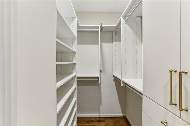 2466 Brookhaven NE Place, Brookhaven, GA 30319