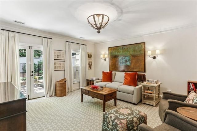 2466 Brookhaven NE Place, Brookhaven, GA 30319