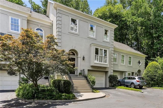 2466 Brookhaven NE Place, Brookhaven, GA 30319