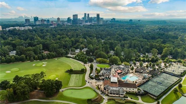 2466 Brookhaven NE Place, Brookhaven, GA 30319