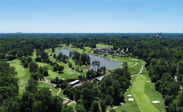 2466 Brookhaven NE Place, Brookhaven, GA 30319