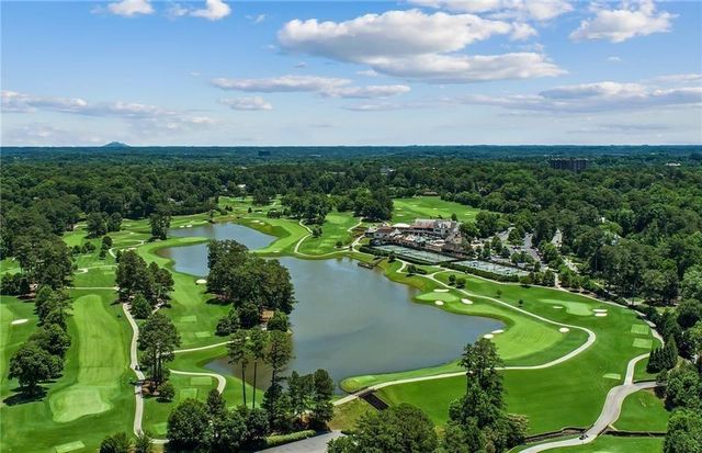 2466 Brookhaven NE Place, Brookhaven, GA 30319