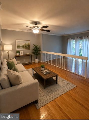 3107 HAWTHORNE DR NE, Washington, DC 20017