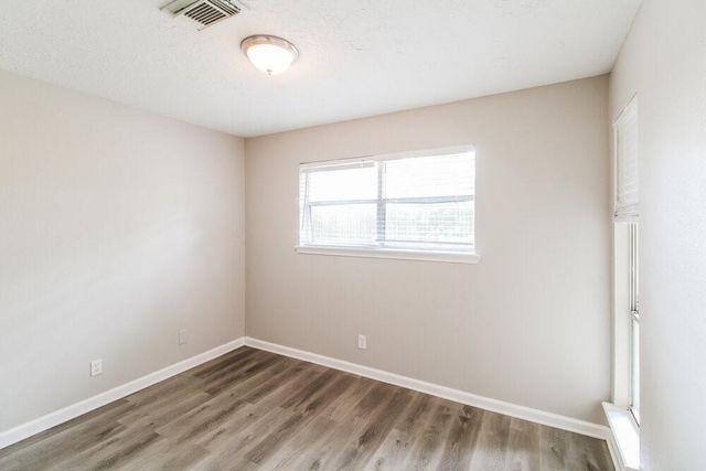 3206 Teakwood Circle, Dickinson, TX 77539
