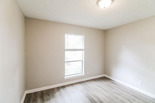 3206 Teakwood Circle, Dickinson, TX 77539