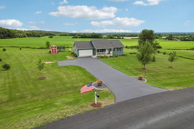 2362 84th Avenue, Osceola, WI 54020