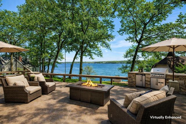 2572 North Shore DRIVE, Delavan, WI 53115