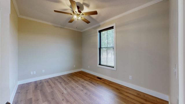 865 Alman Cemetery Rd, Paris, TN 38242