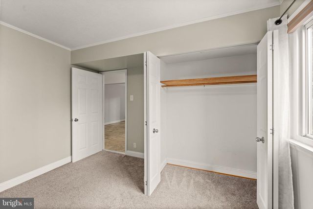 131 EVERGREEN ST, Sterling, VA 20164