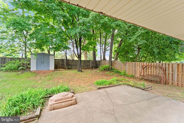 131 EVERGREEN ST, Sterling, VA 20164