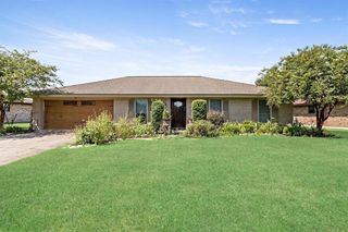 1140 Arthur Street, Bridge City, TX 77611