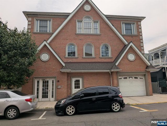 6708 Jackson Street 2, Guttenberg, NJ 07093